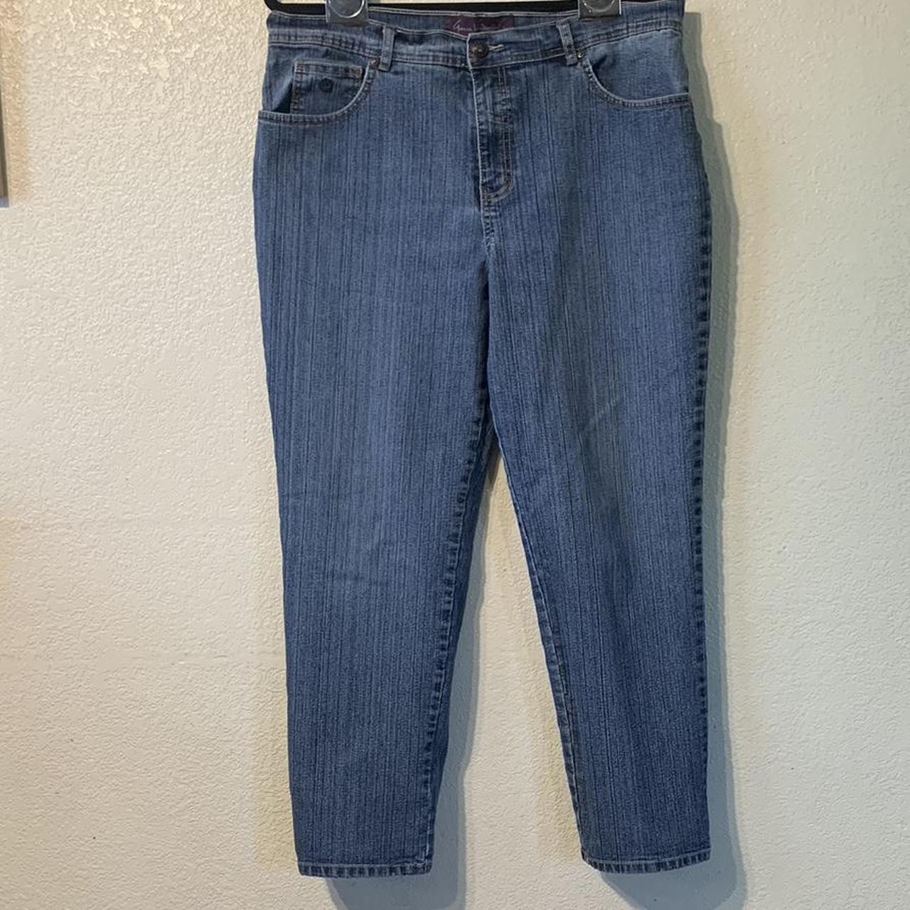 Gloria Vanderbilt Women's Jeans | Depop