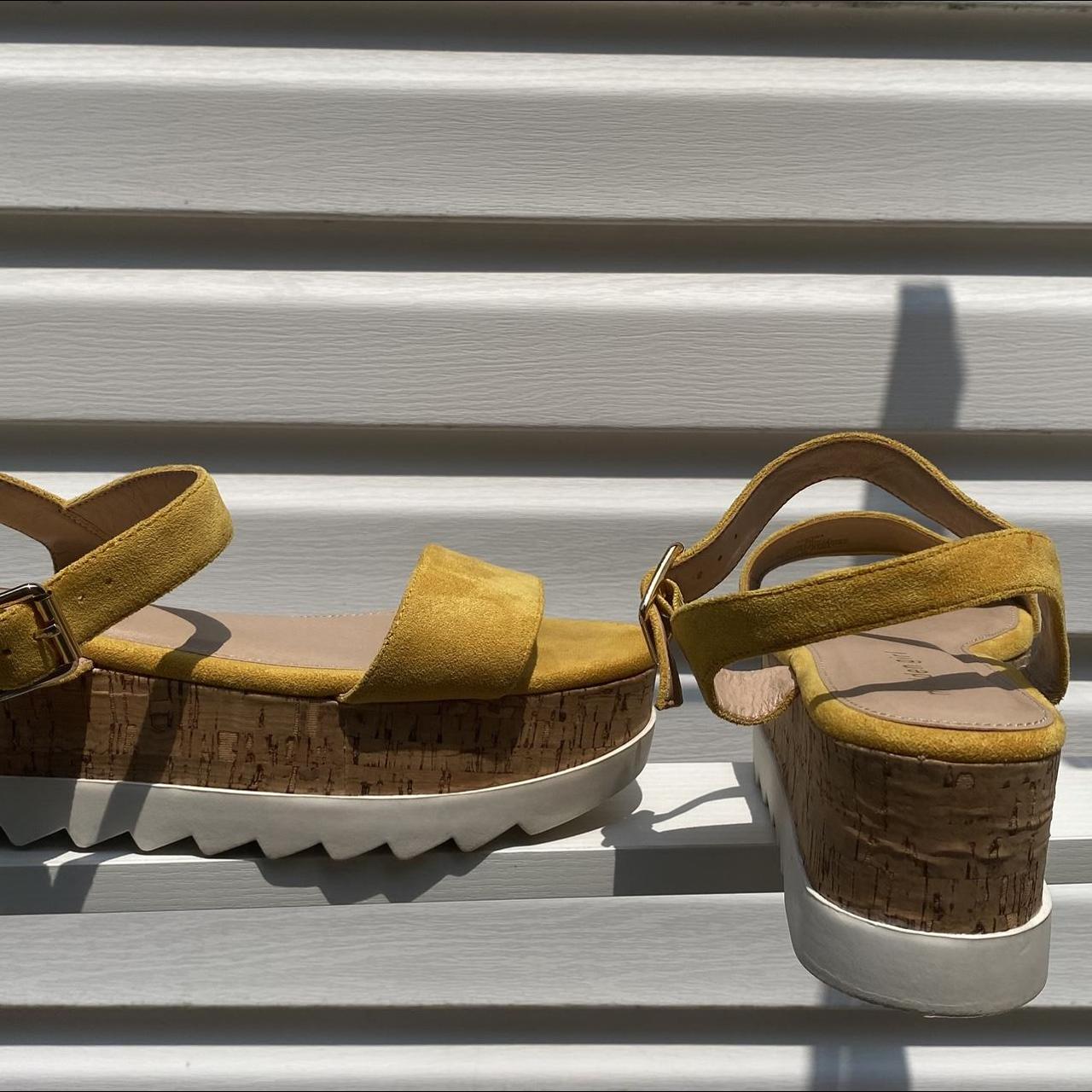 Madden girl hot sale yellow sandals