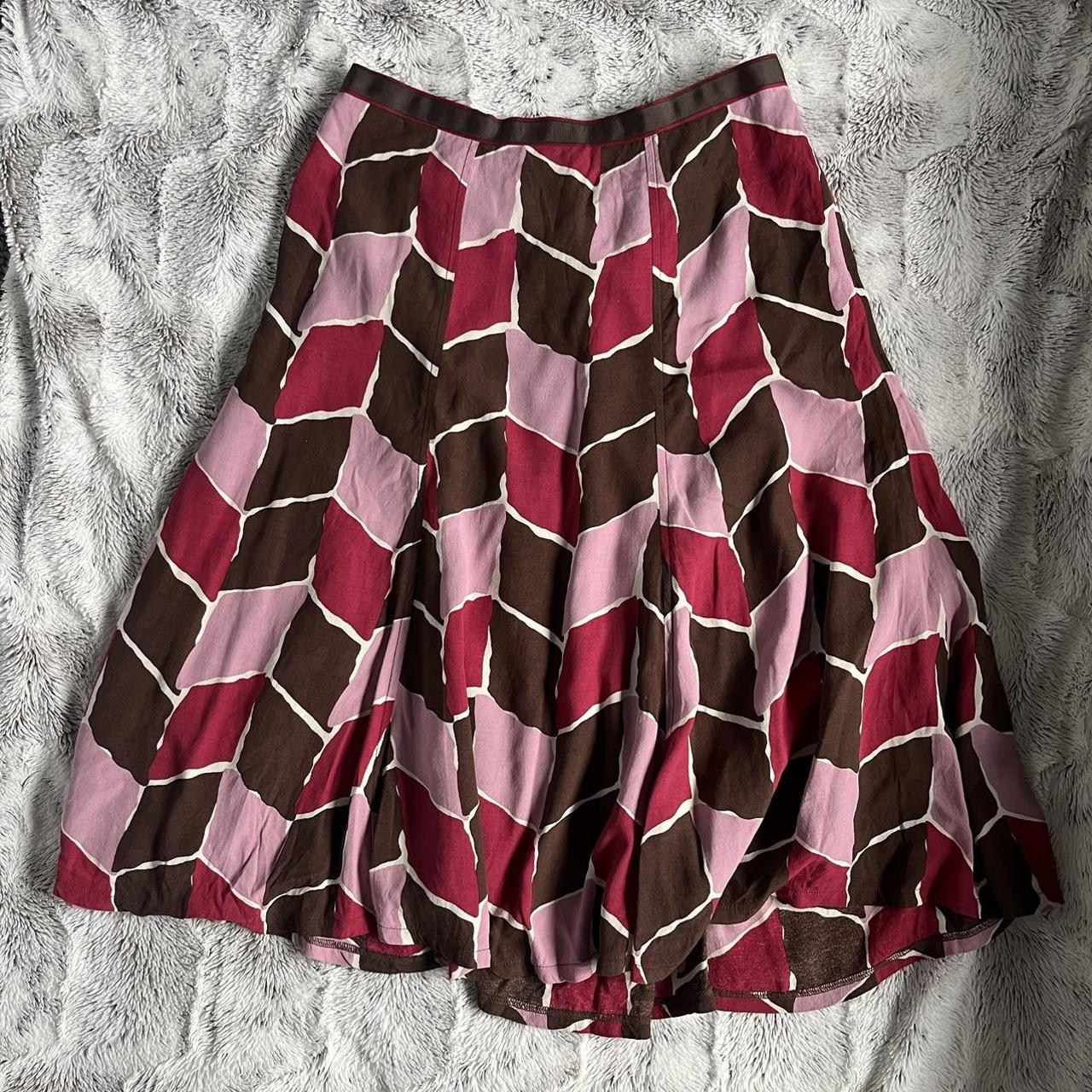 Stunning Boden geometric pink & brown midi skirt... - Depop