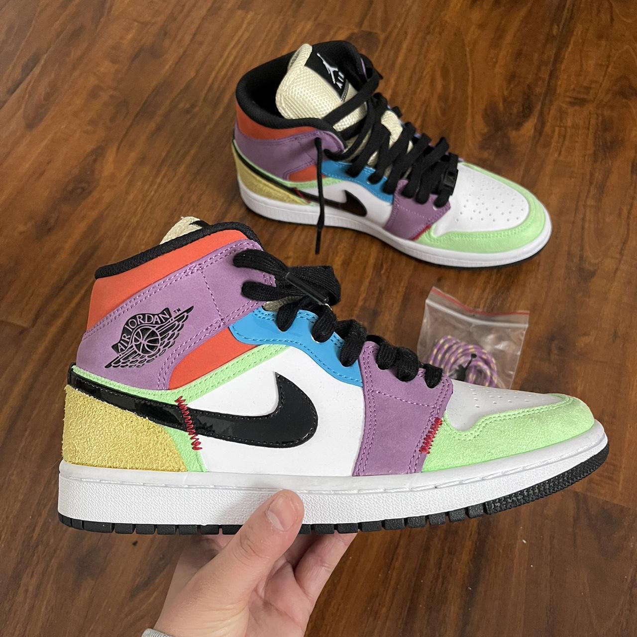 womens jordan 1 lightbulb