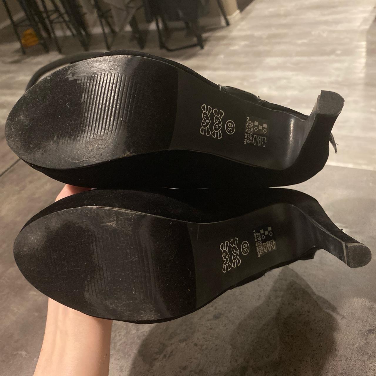 Iron Fist Women's Black Courts (2)
