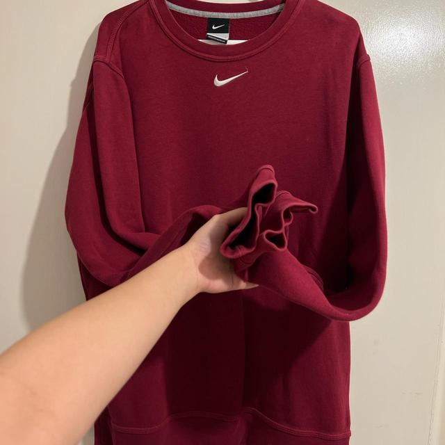 Vintage maroon 2025 nike sweatshirt