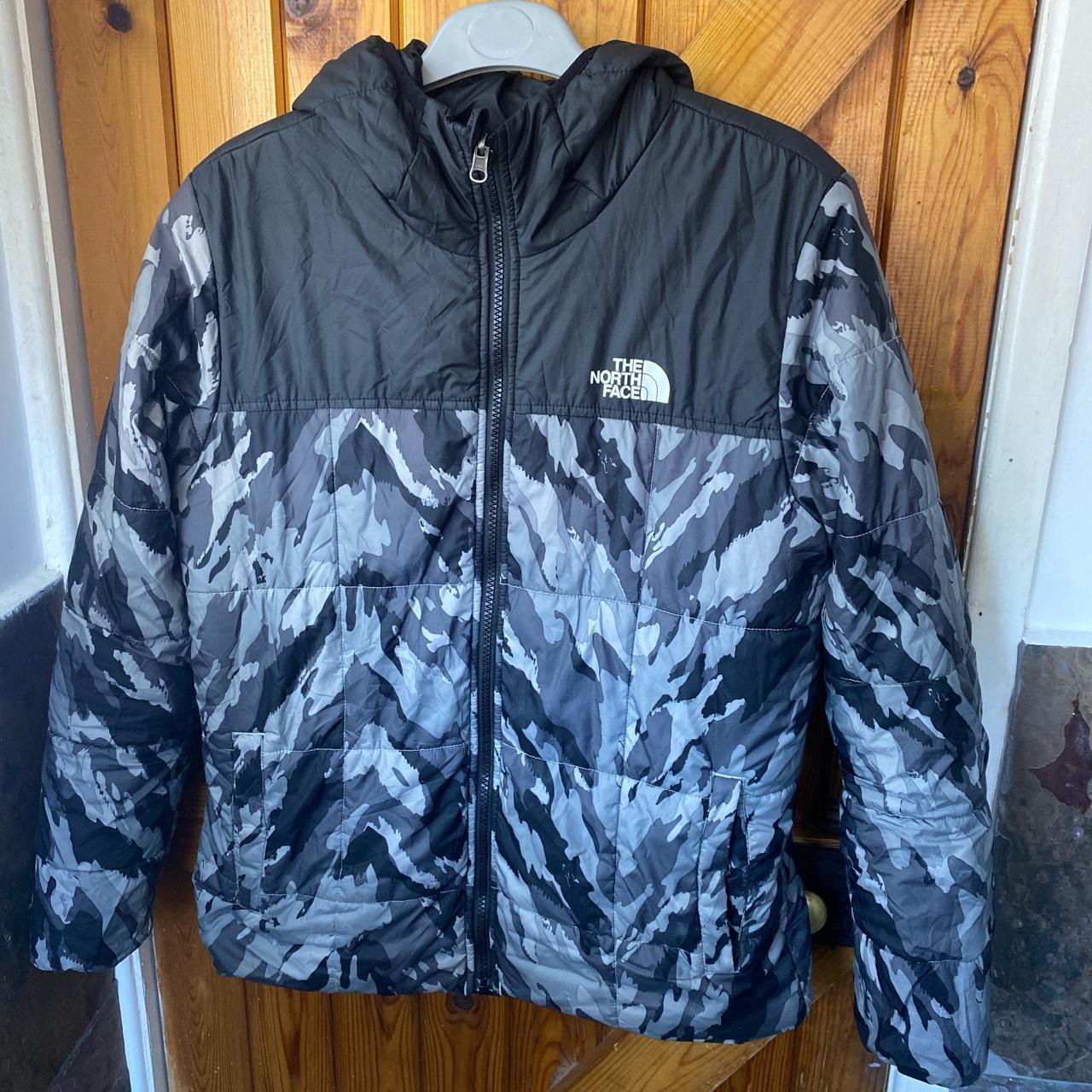 Reversible North Face hooded puffer black/grey camo - Depop