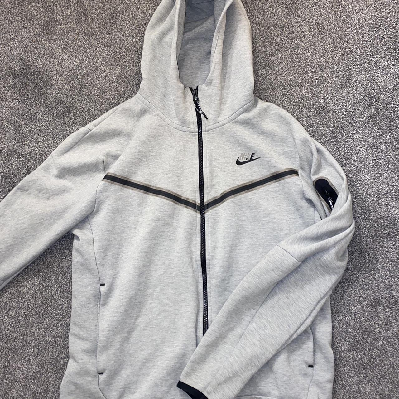 Nike Tech Fleece Tracksuit// GREY🔘🔘 Size MEDIUM... - Depop