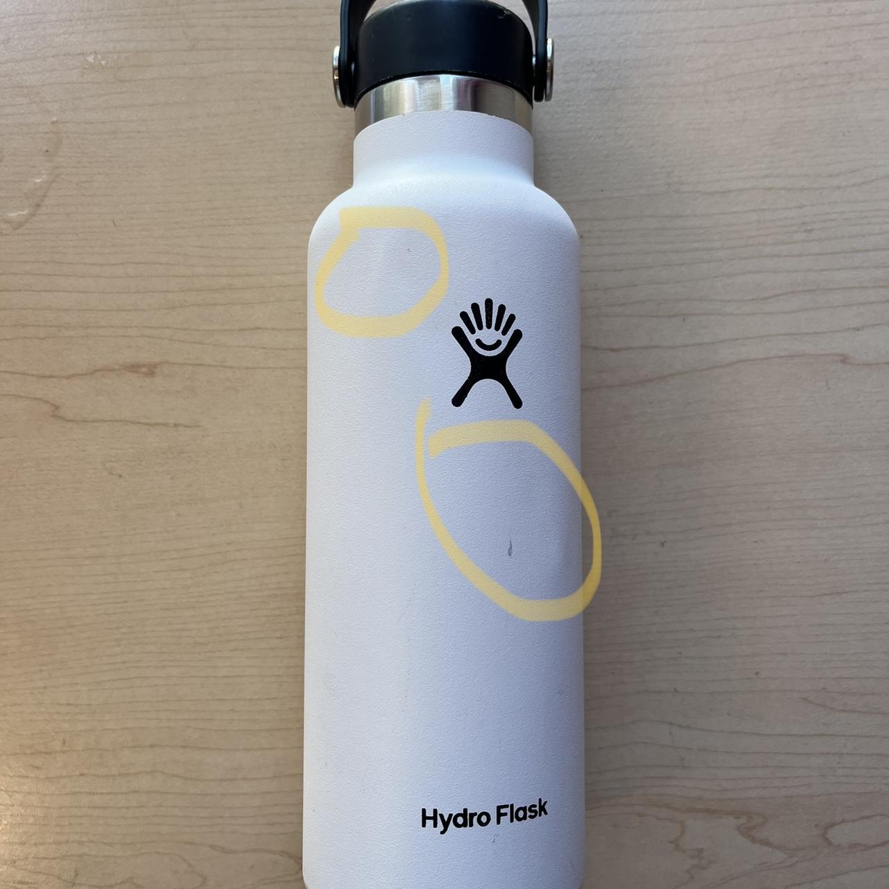 white hydro flask size: 18 ounce used but will be | Depop