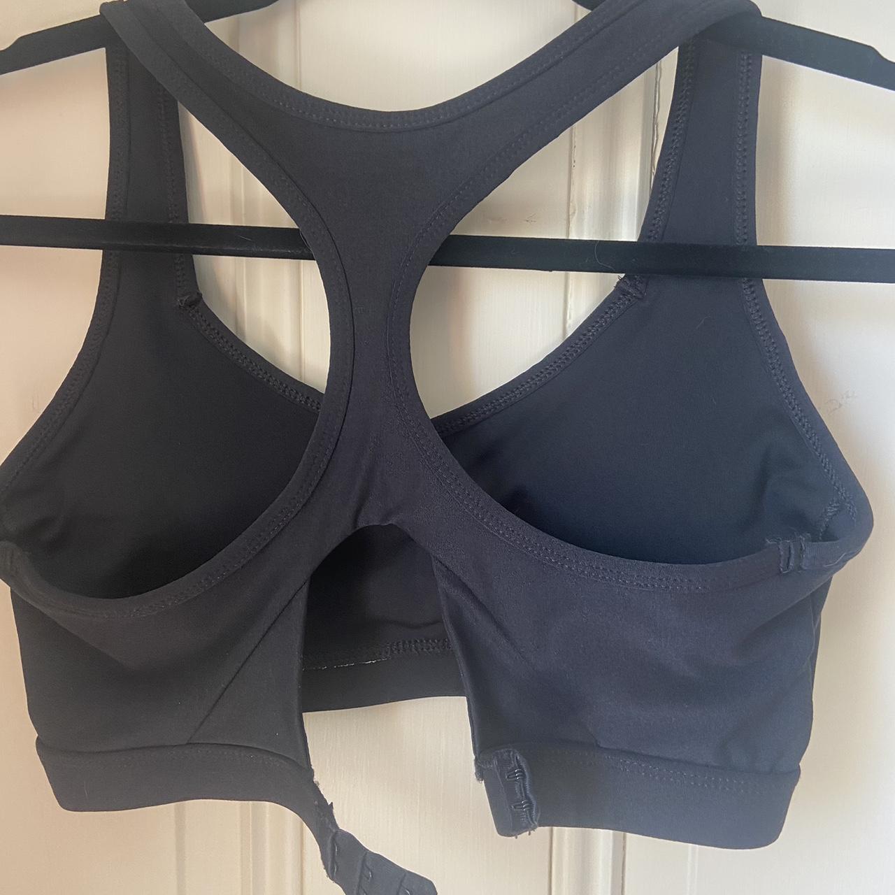 COLUMBIA black sports bra Size S. Super - Depop