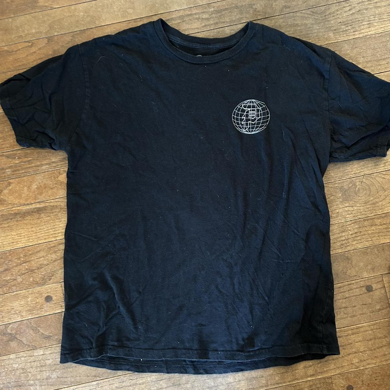 item listed by kcthriftz