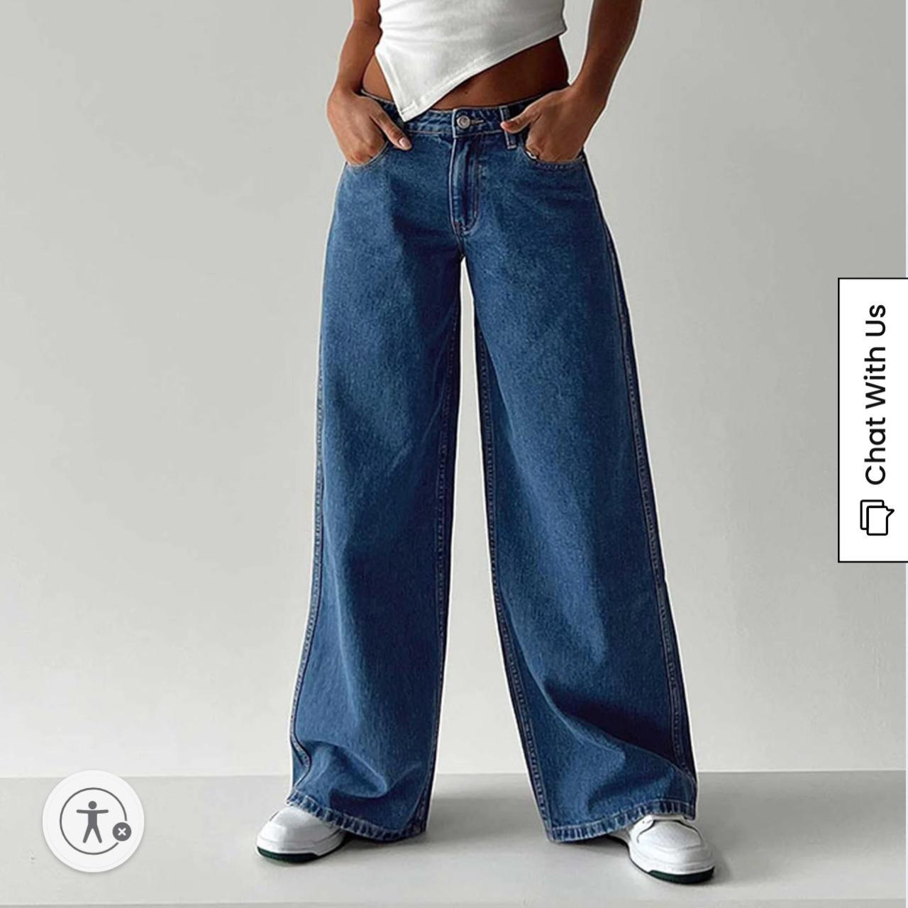 true y2k low rise jeans with baggy legs, very bratz - Depop