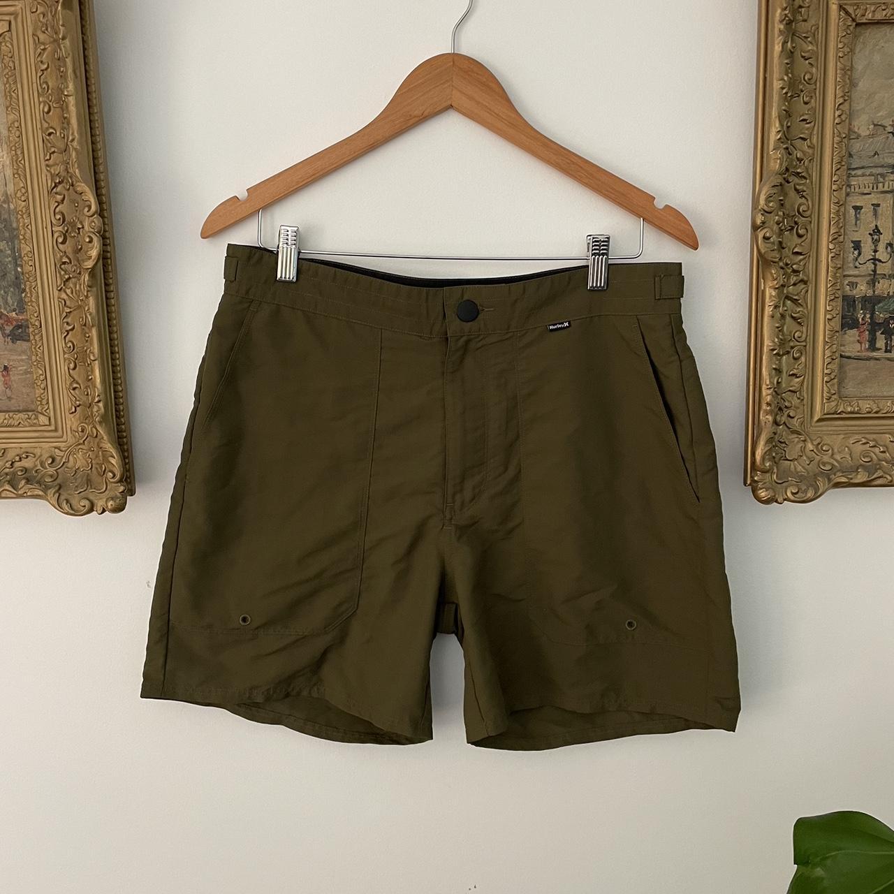 Hurley khaki shorts waist : 32 - Depop