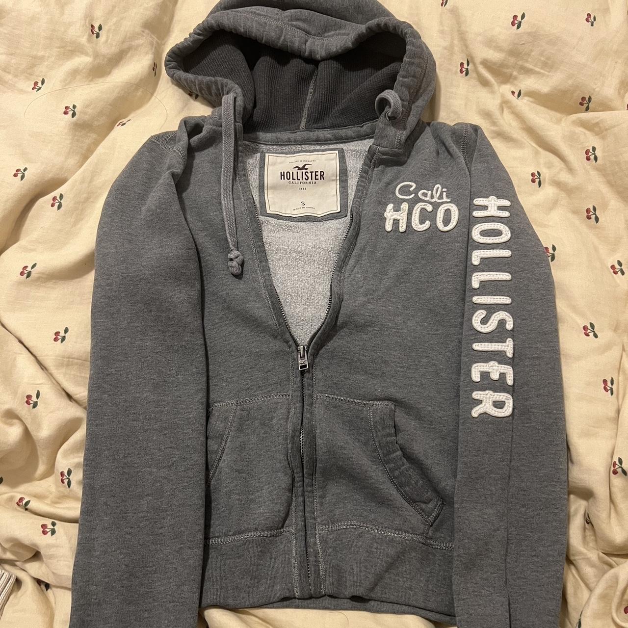 Hollister on sale gray jacket