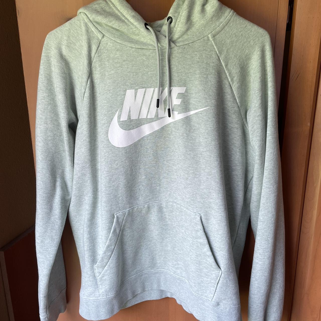 Mint nike store sweatshirt