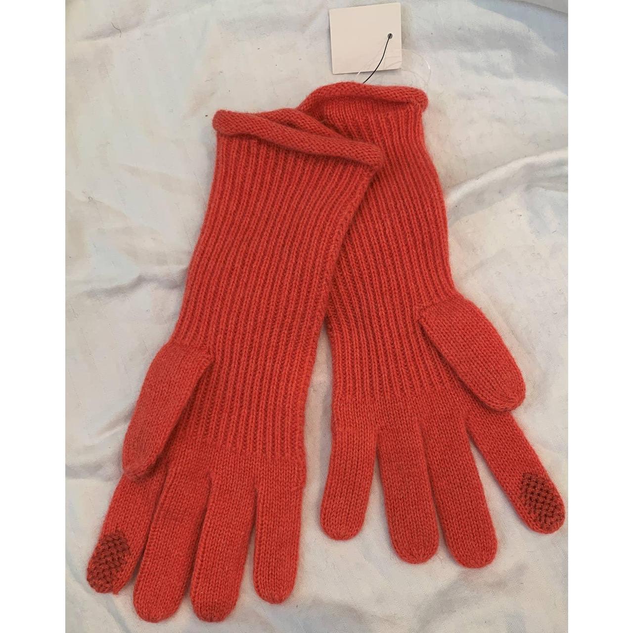 Nordstrom Women's Gloves Depop