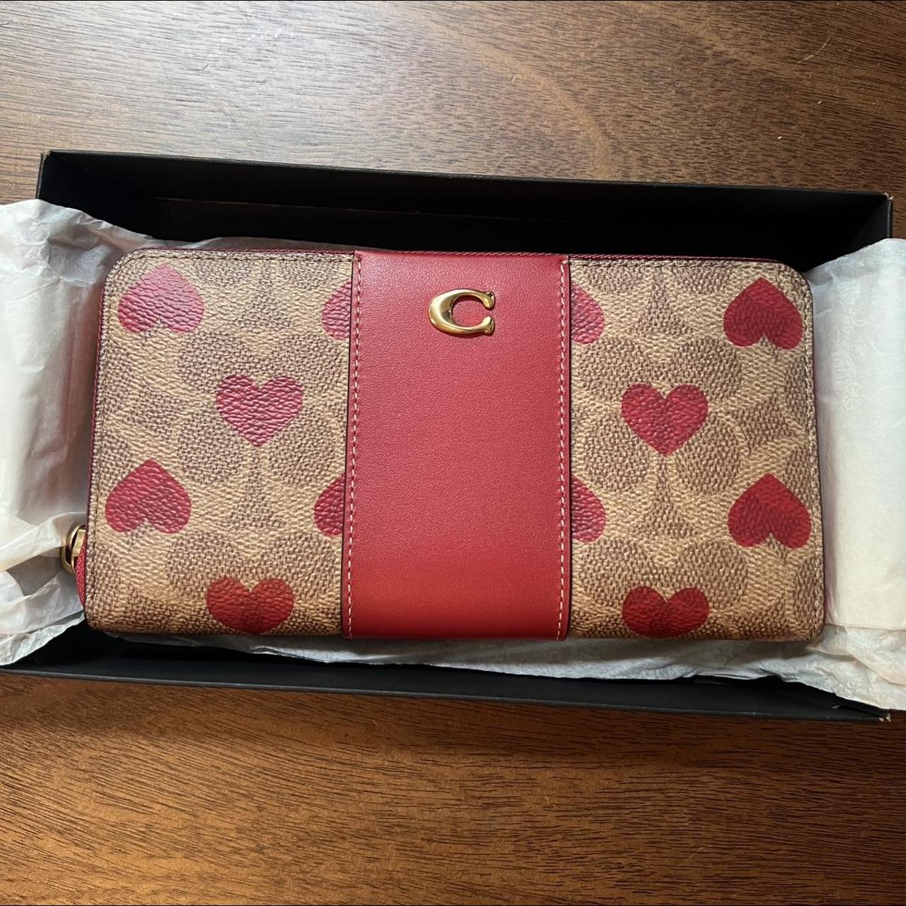 Coach Accordion Zip Wallet in Signature Canvas with Heart Print
