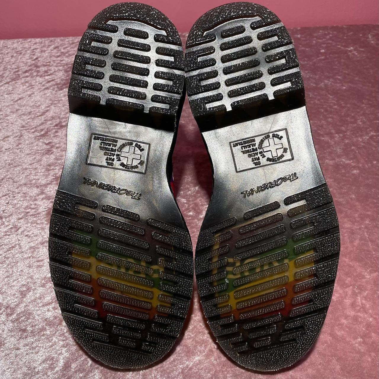 dr martens rainbow 1460