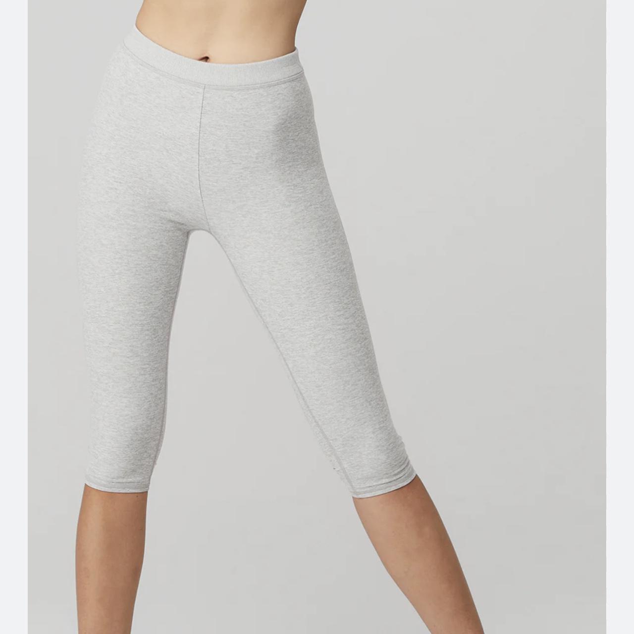 Light grey capri clearance leggings