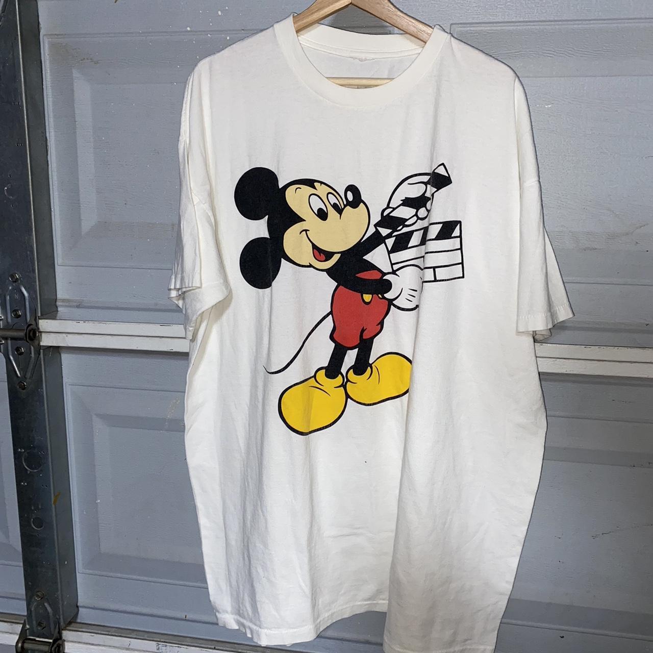 90’s Single Stitch Walt Disney Mickey Mouse Tee Size... - Depop