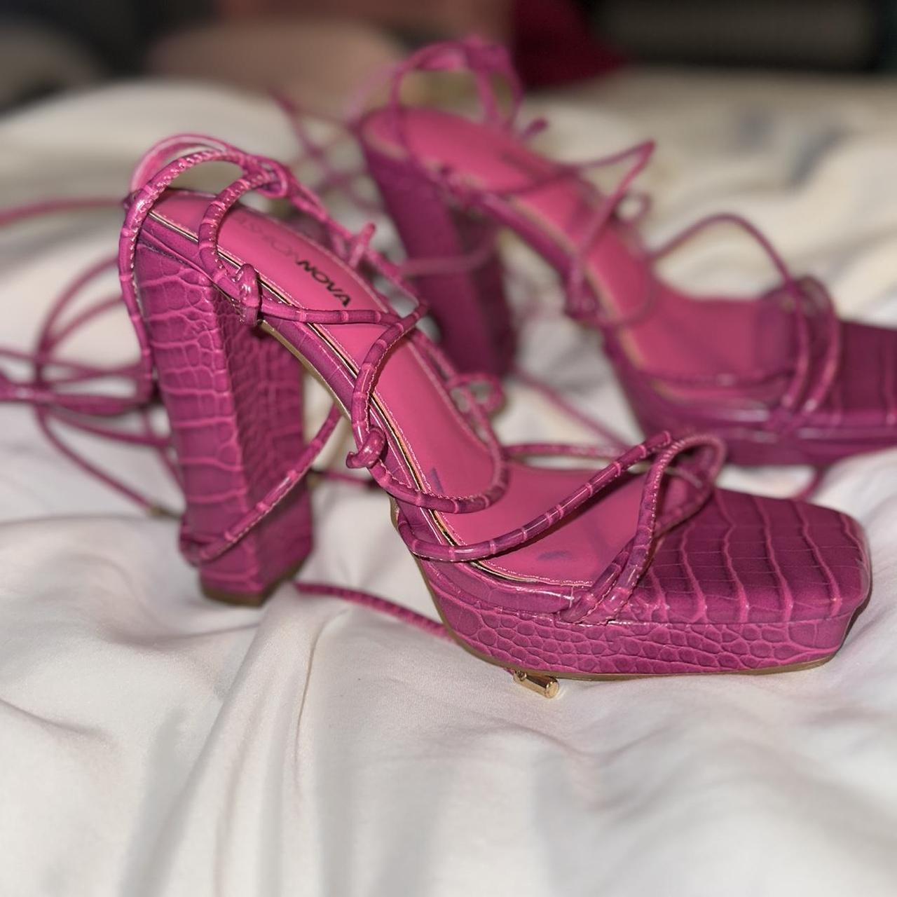 item listed by serenaxlily
