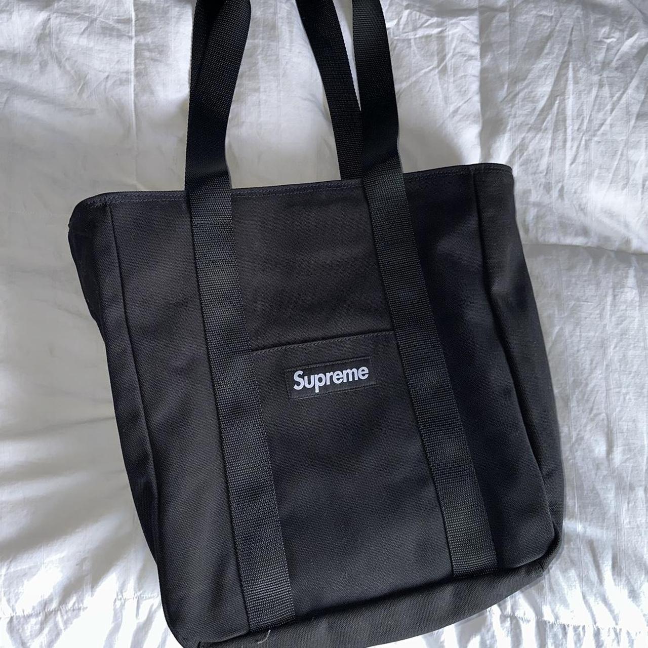 Supreme canvas-tote - Depop