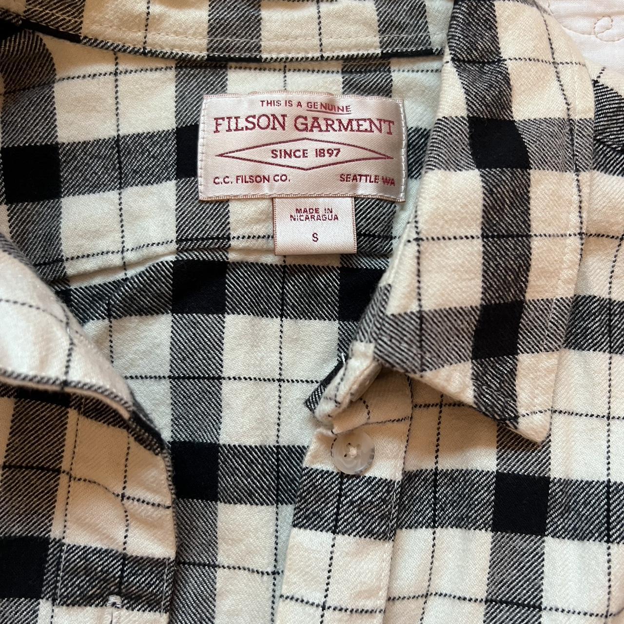 Filson Women's Shirt (2)