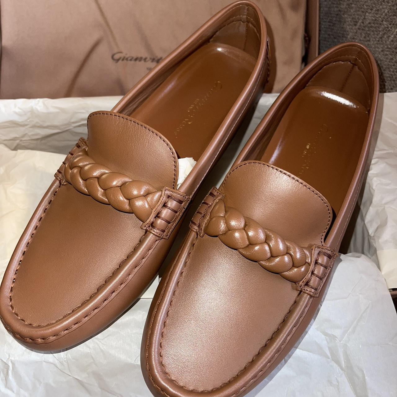 item listed by sumi24