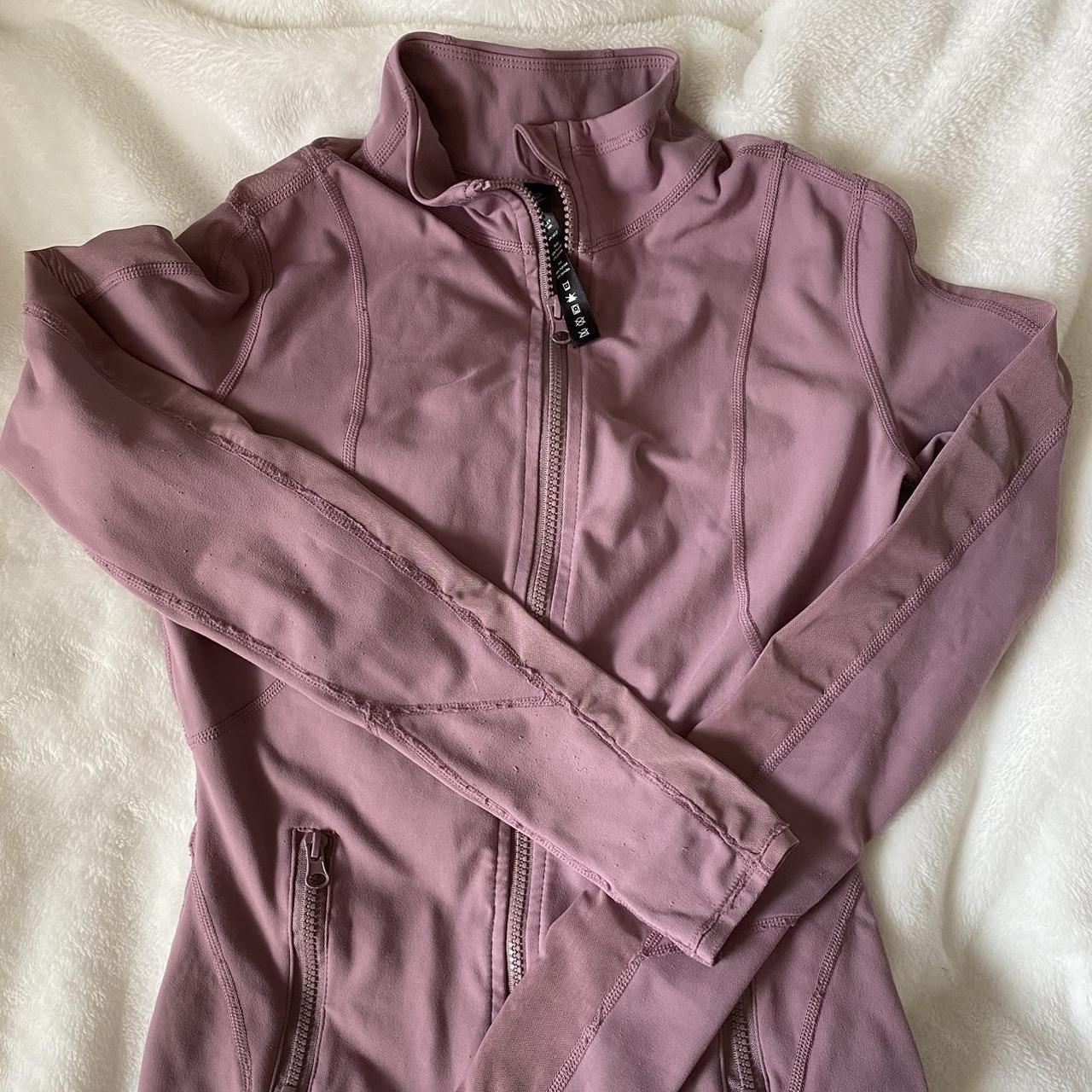 XS align jacket • color is prettier in person •... - Depop