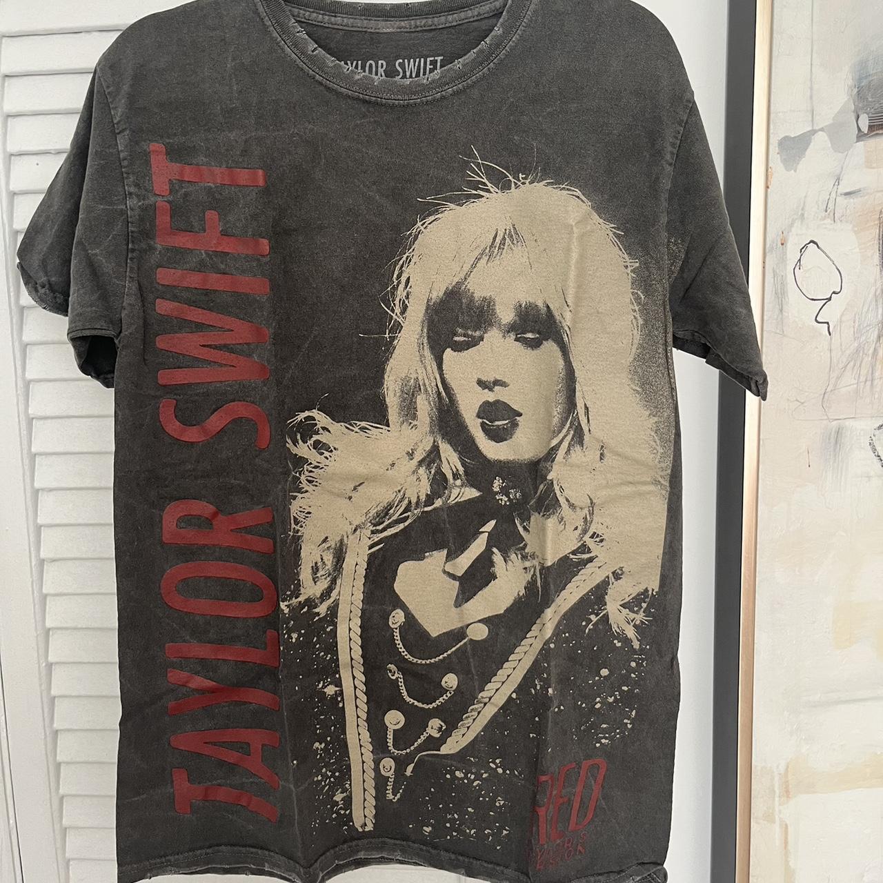 Taylor Swift Urban outfitters exclusive Red TV... - Depop