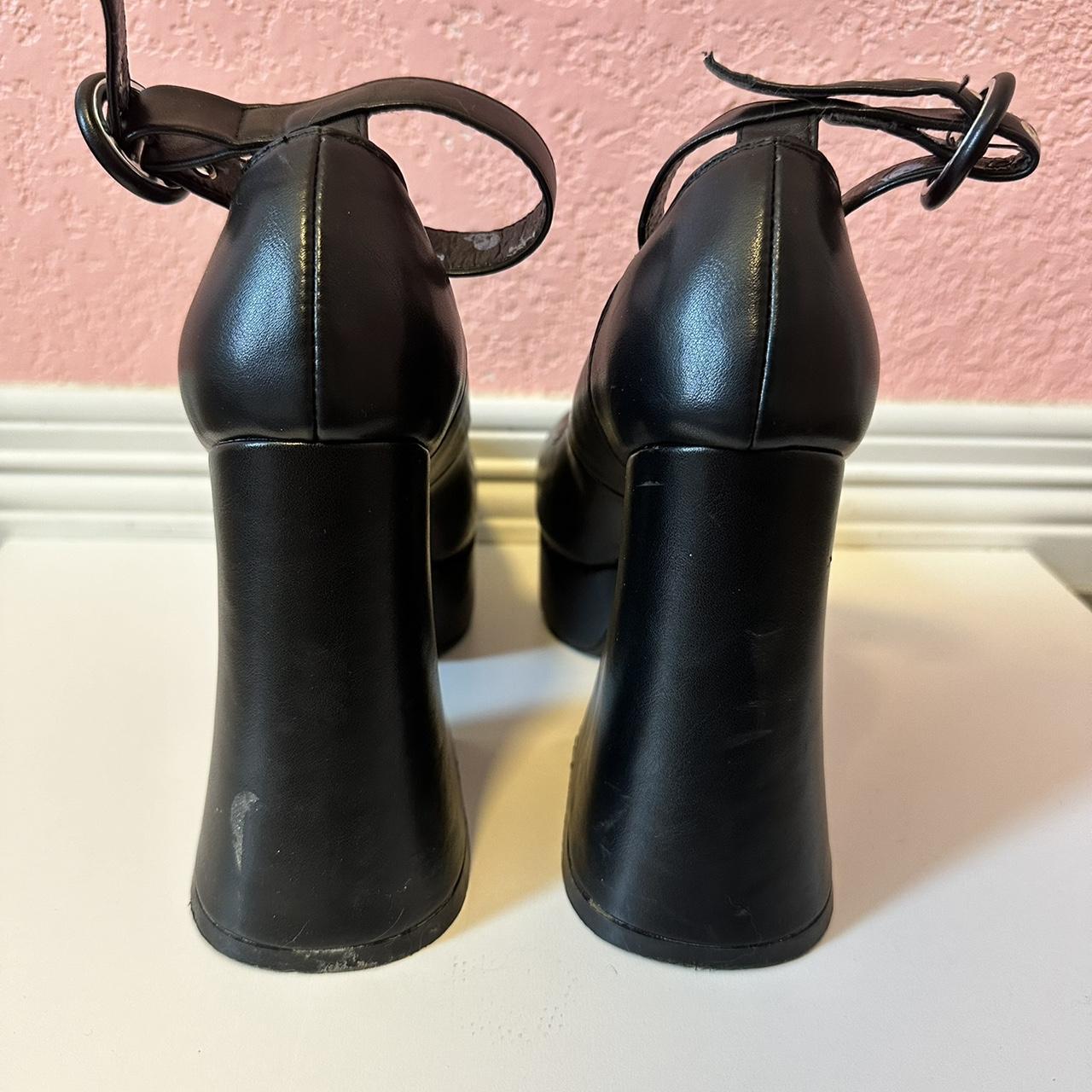 flared heel platform