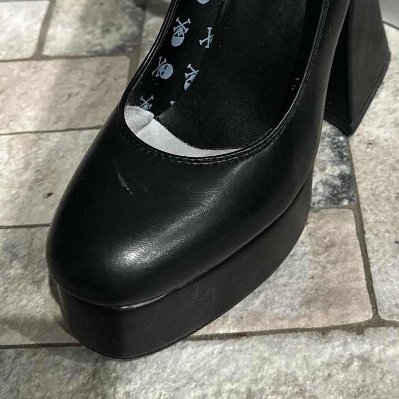 flared heel platform