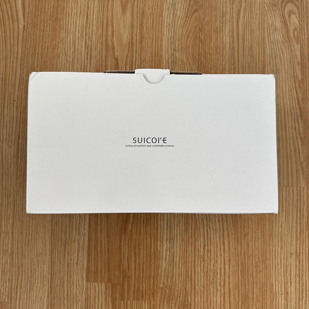 black hurley flip flops