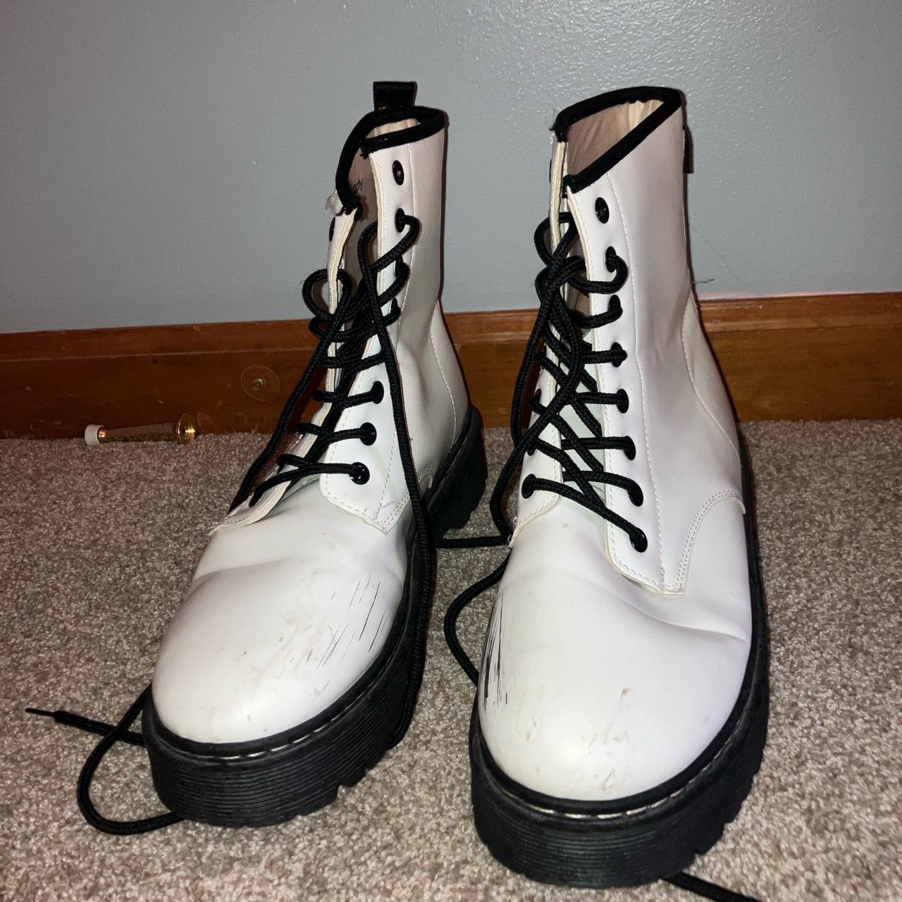 forever 21 doc martens