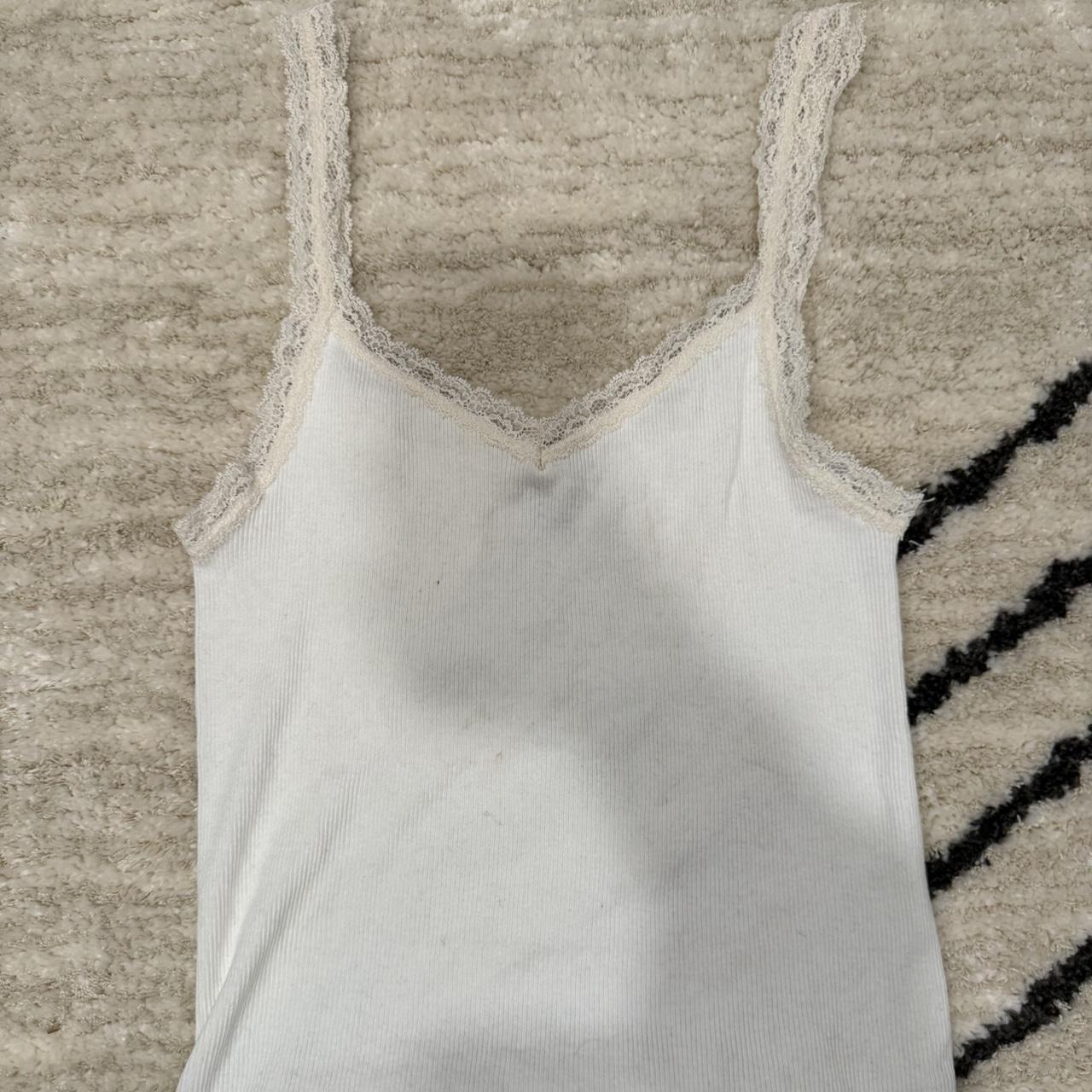 Brandy Melville lace tank top Worn once perfect - Depop