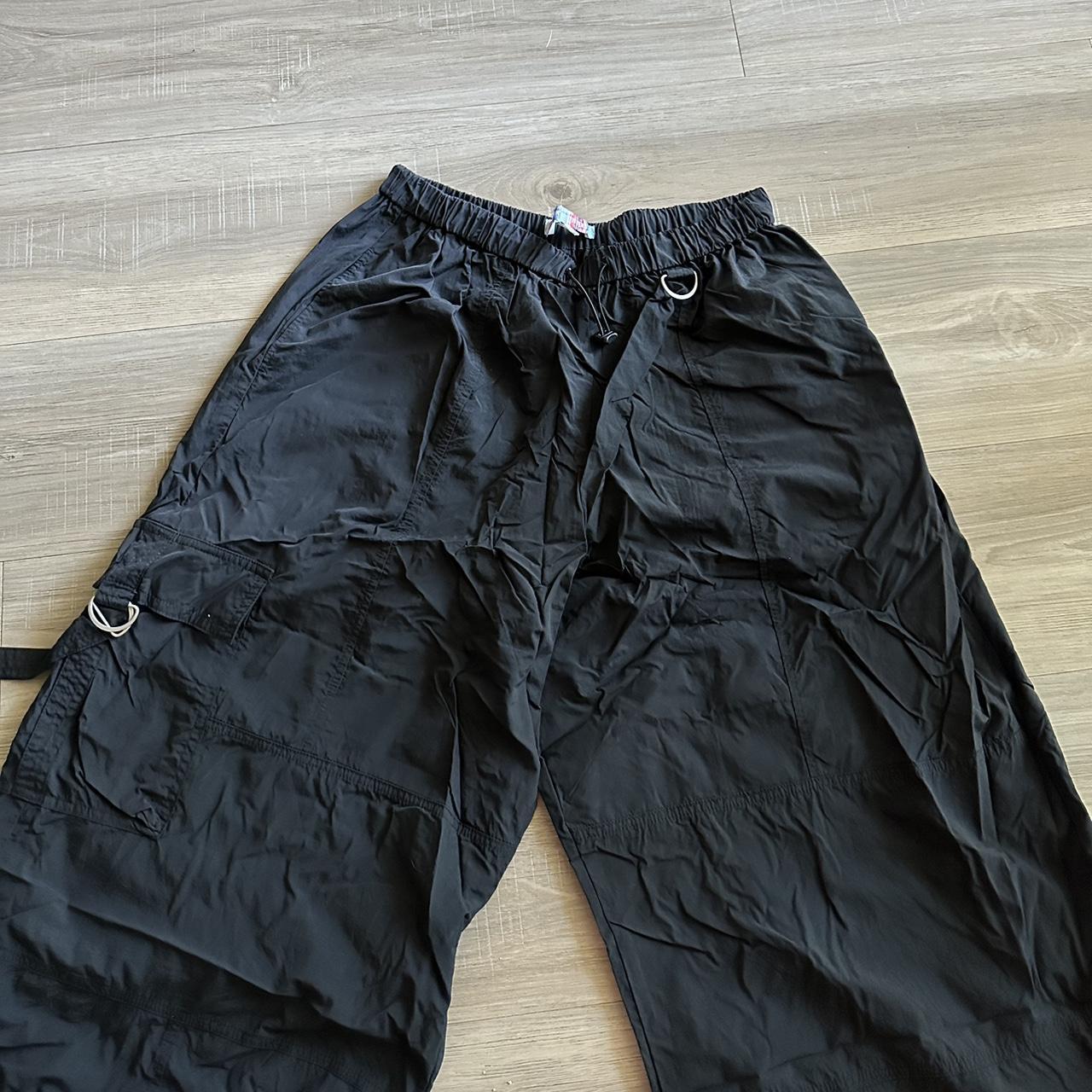 UO Jana Nylon Balloon Cargo Pant worn a couple of... - Depop