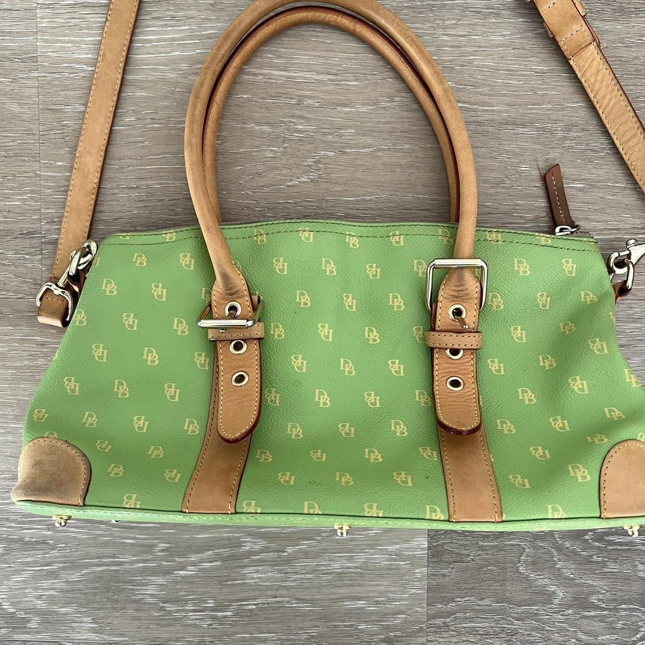 Dooney and bourke hot sale lime green purse