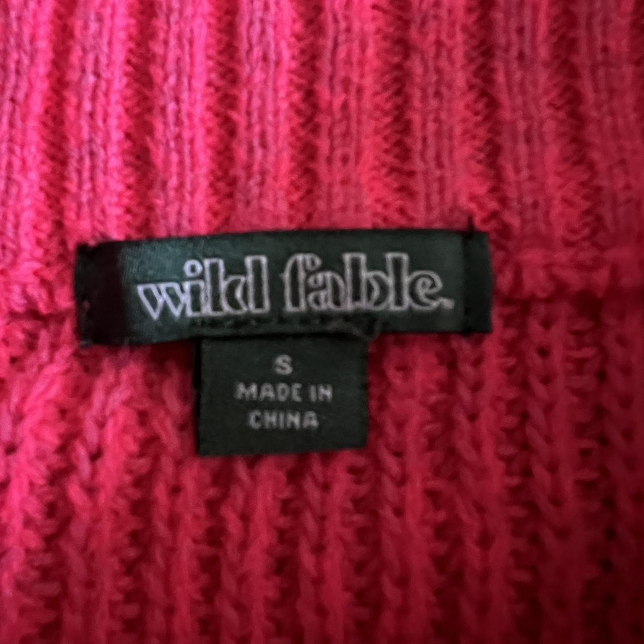 Wild fable hot pink sweater with hints of