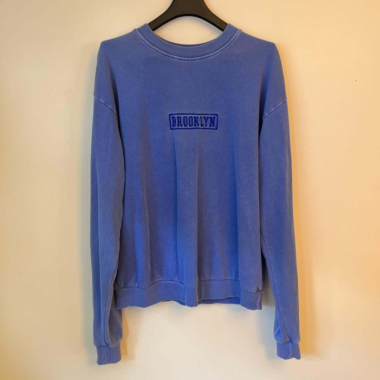 forever 21 blue long sleeved brooklyn sweatshirt