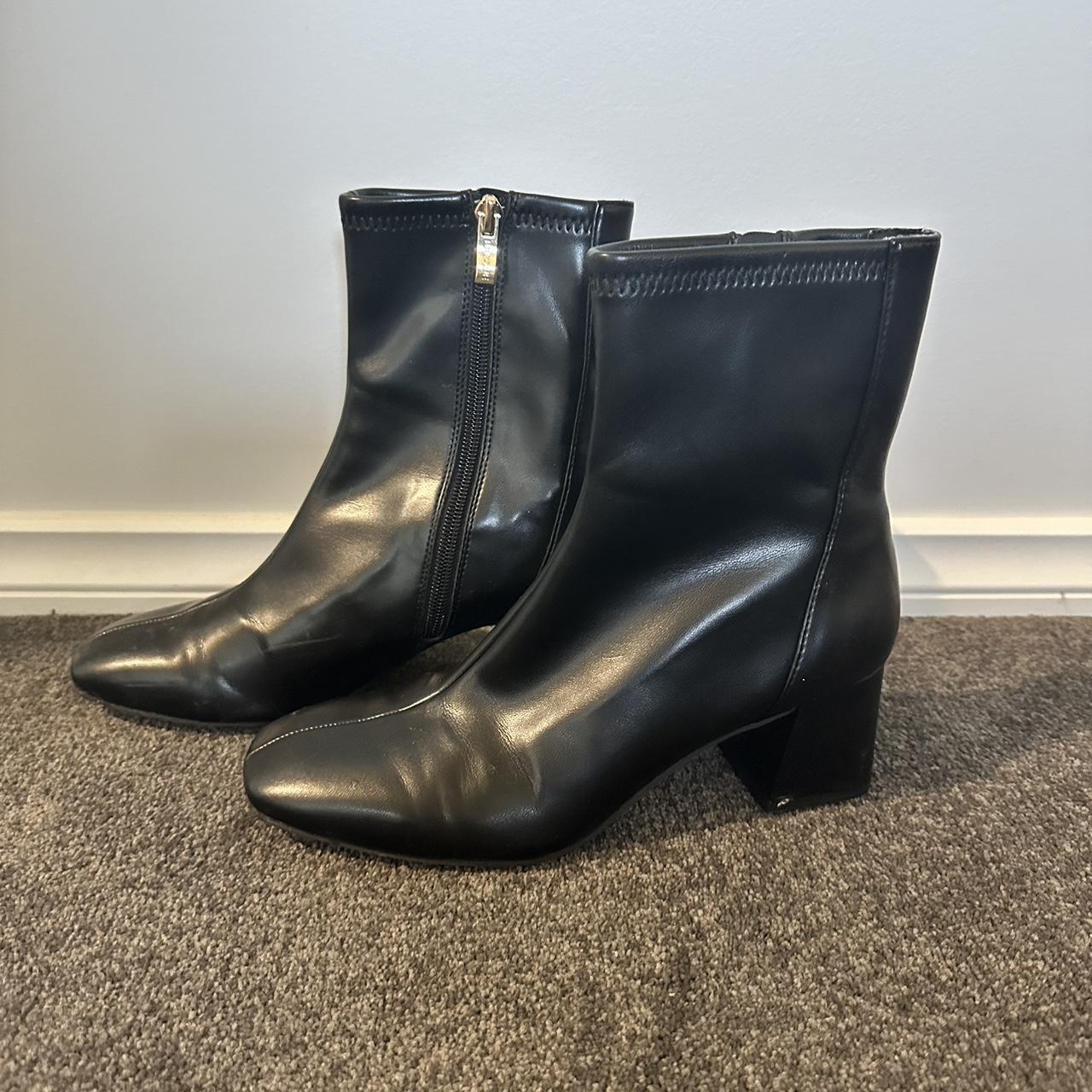 Black boots size 37 perfect condition worn once. Depop