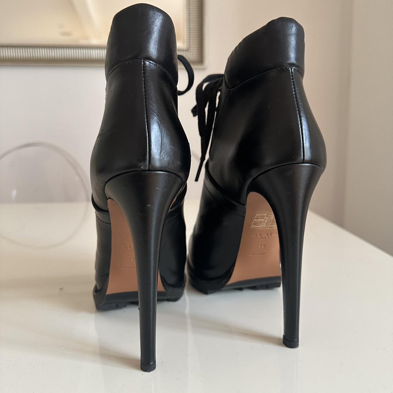 ALAÏA black heeled boots Size 39 (UK 6) Worn twice... - Depop