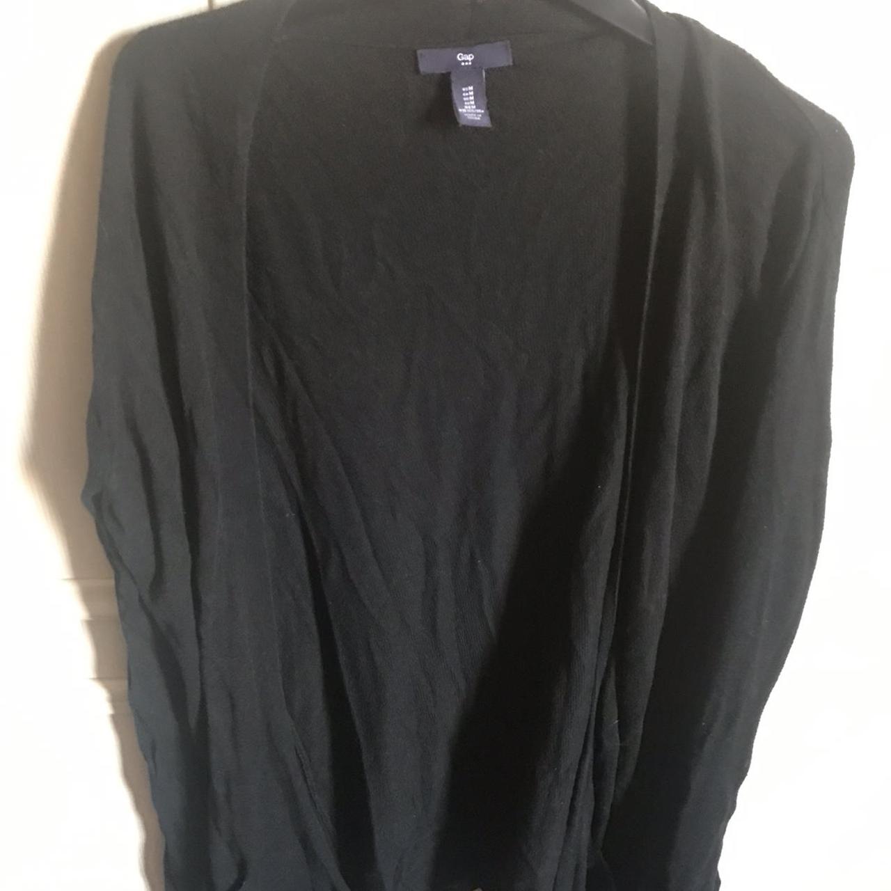 Gap Women's Black Cardigan Depop