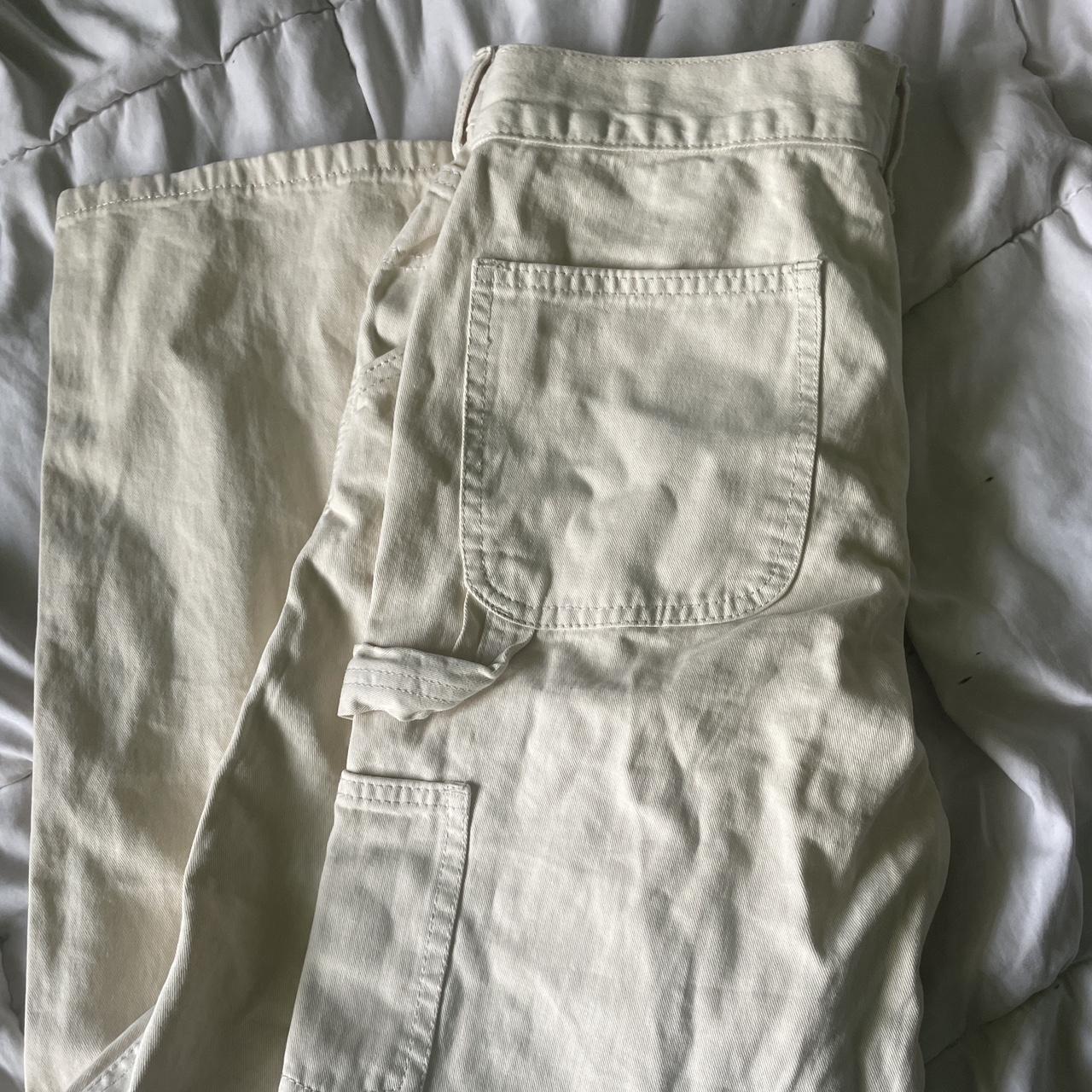 Brandy Melville Hilary Yoga pants never worn best - Depop