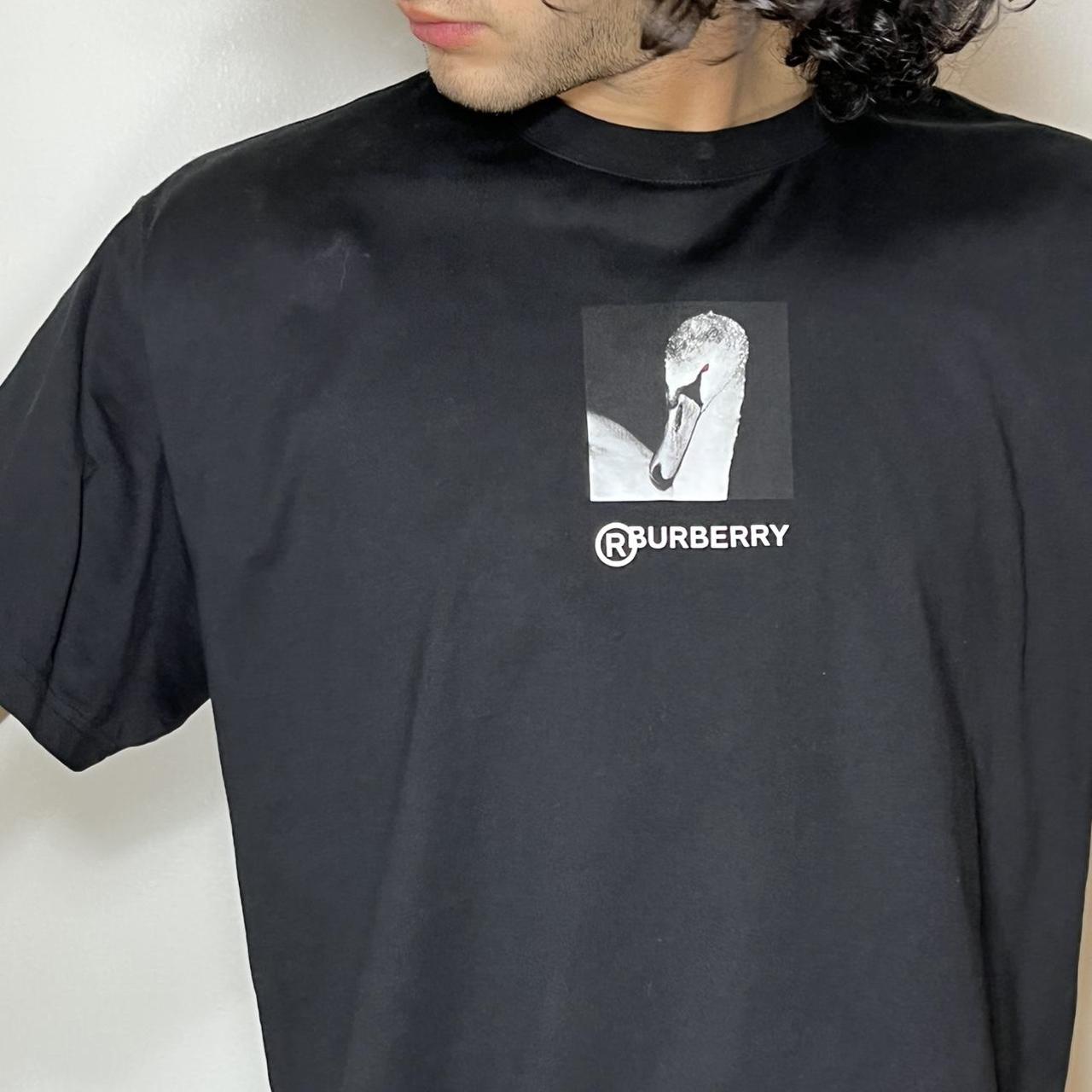 Burberry - swan print T-shirt printed with a swan | Depop