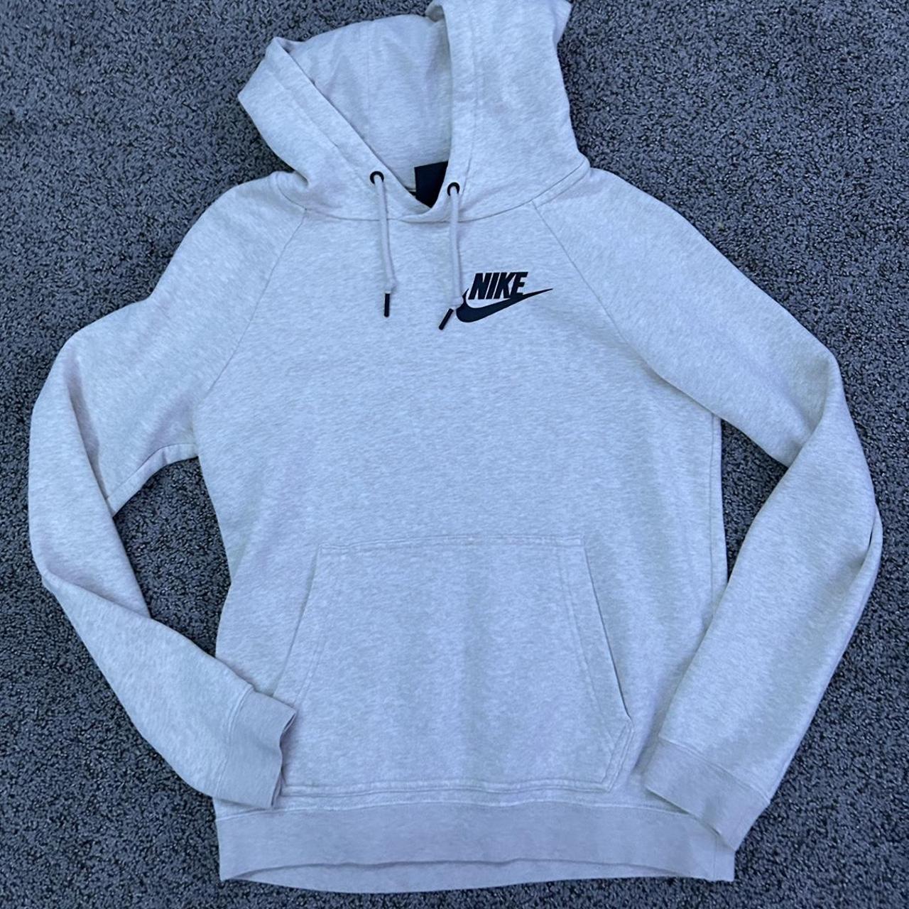 Nike women's hoodie, size xs, cream color. - Depop