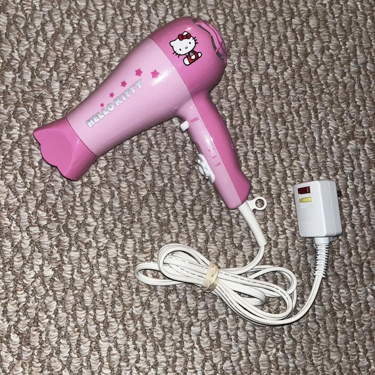 Like new Sanrio Hello Kitty KT3052 1875 watt blow