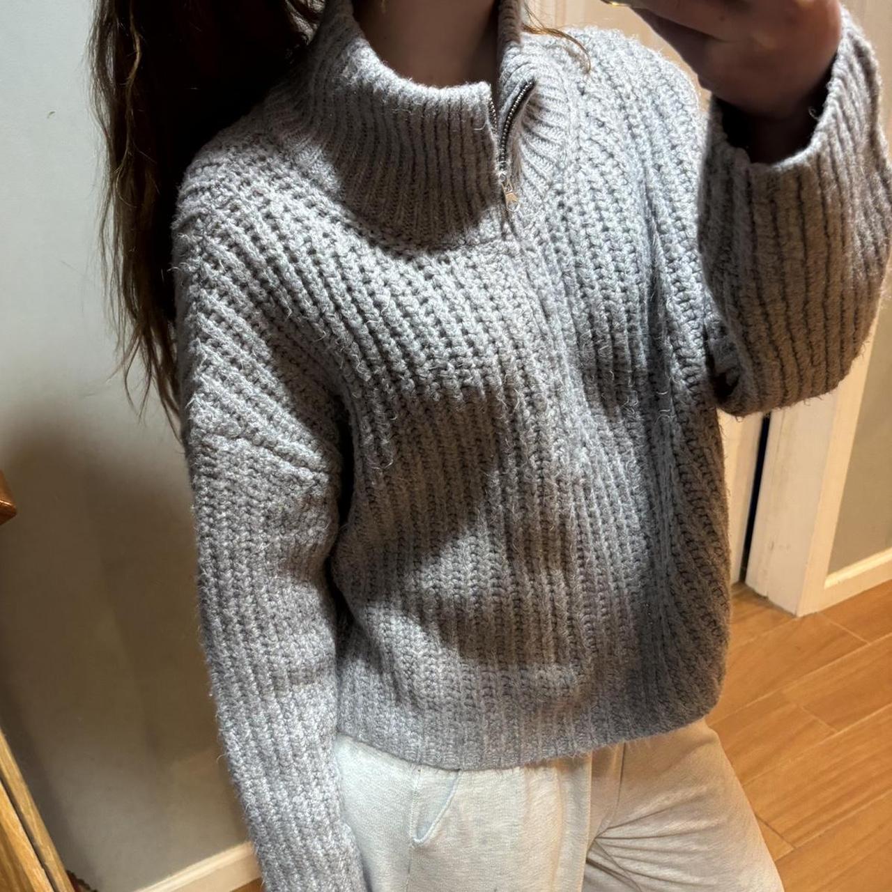 item listed by abs_clothesforsale
