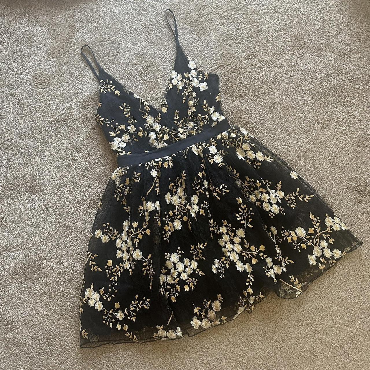 Express black outlet floral dress