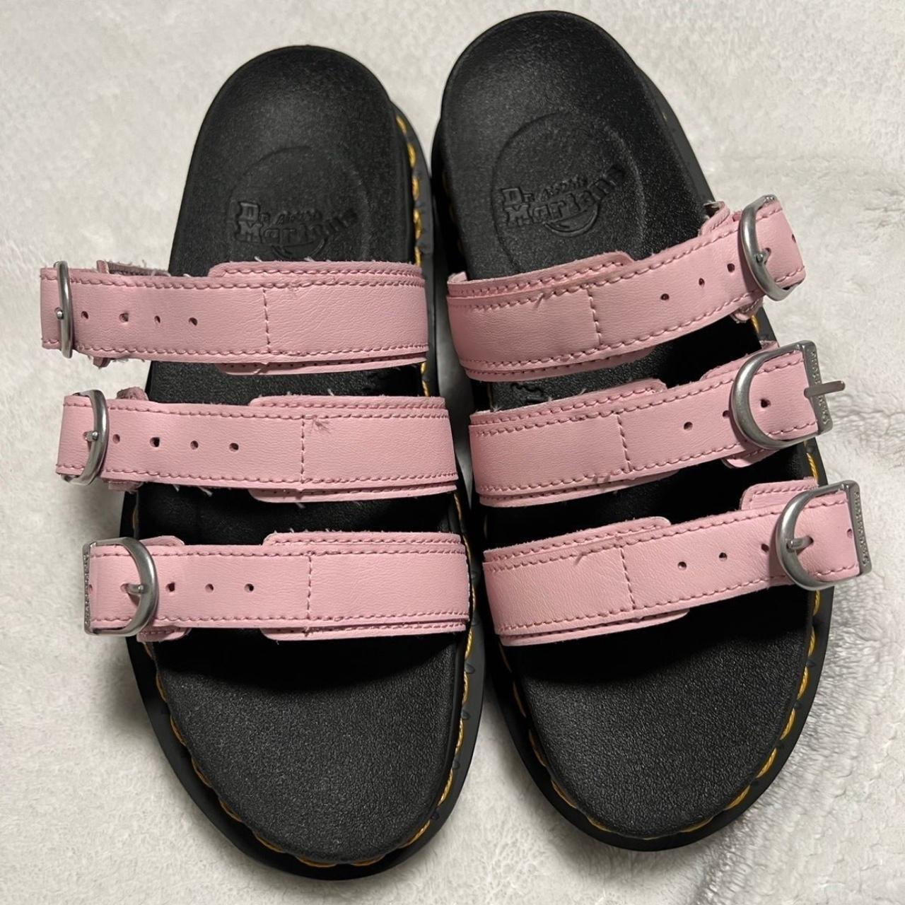 Store Dr Martens Blaire tri-buckle slides size 5 EU36 UK3