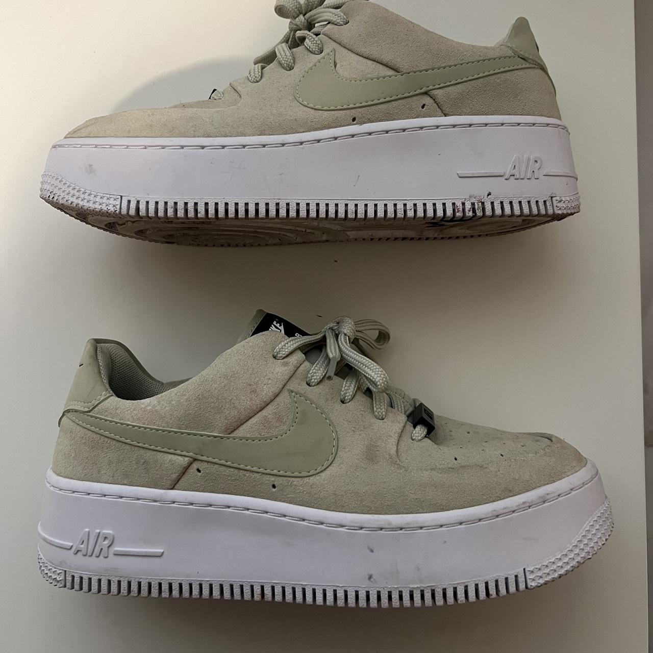 Air force 1 shop sage low olive