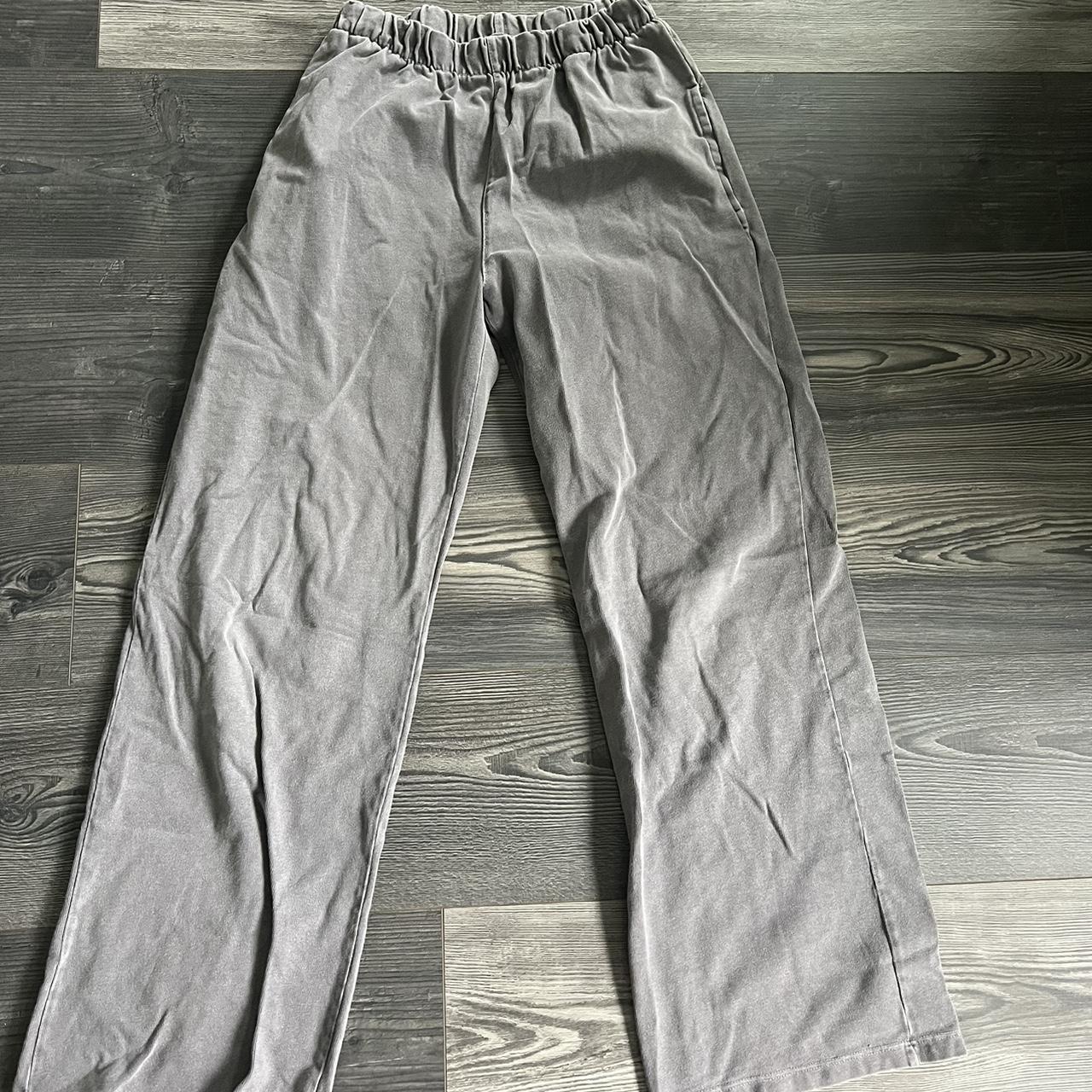 gray brandy melville anastasia sweatpants! Depop