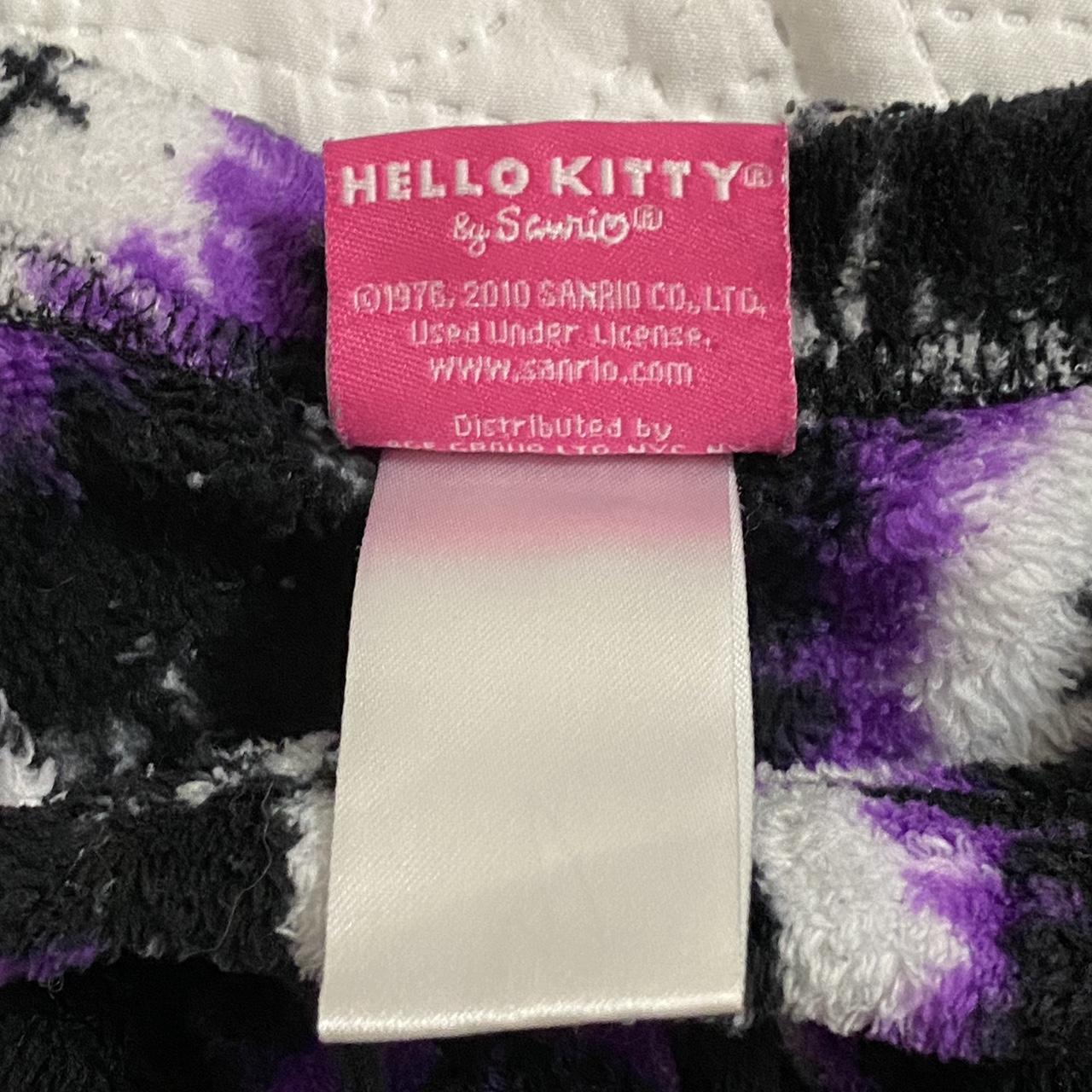 Extremely rare y2k hello kitty pajamas, never seen... - Depop