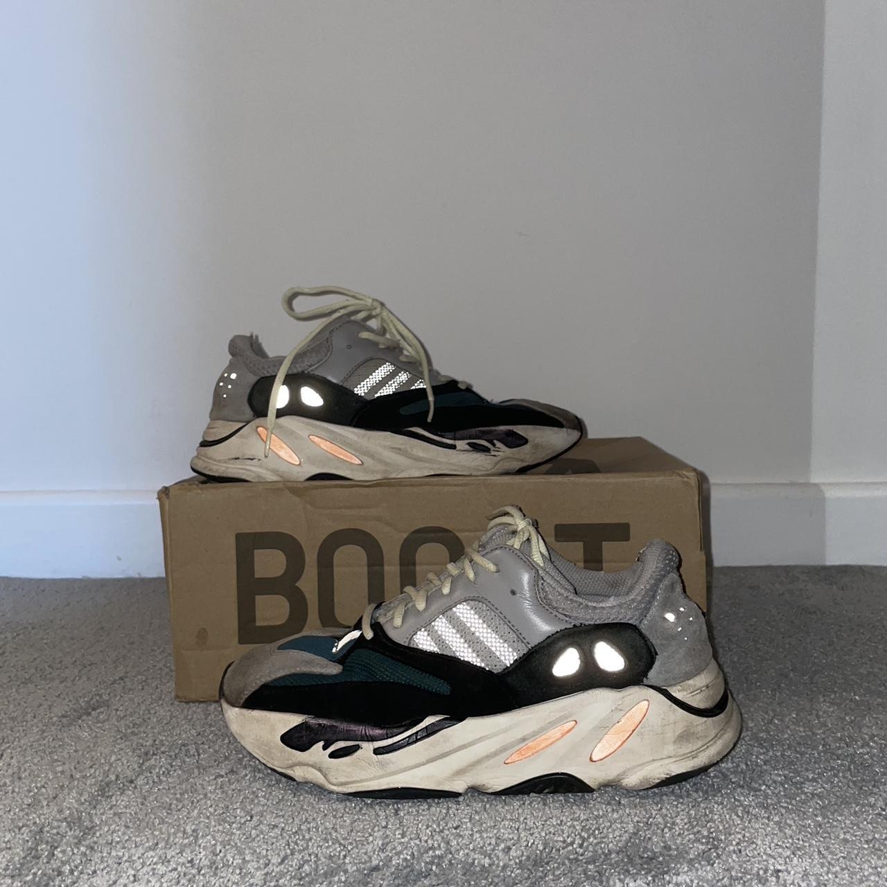 yeezy 700 low