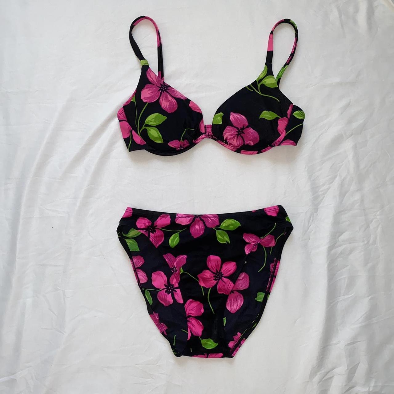 unreal early 2000s floral bikini set!! i want to... - Depop